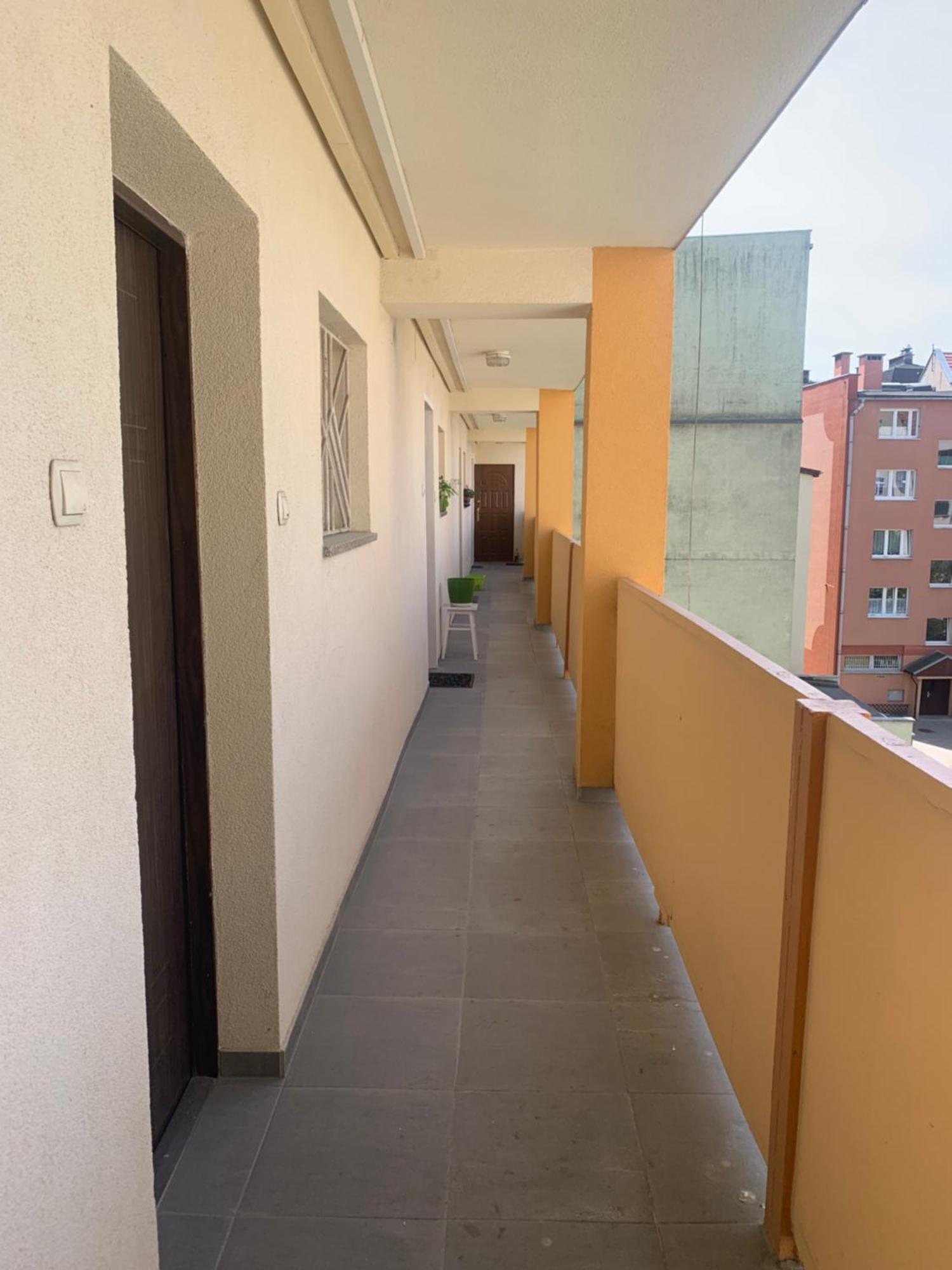 Apartament Antrakt Jelenia Gora Bagian luar foto