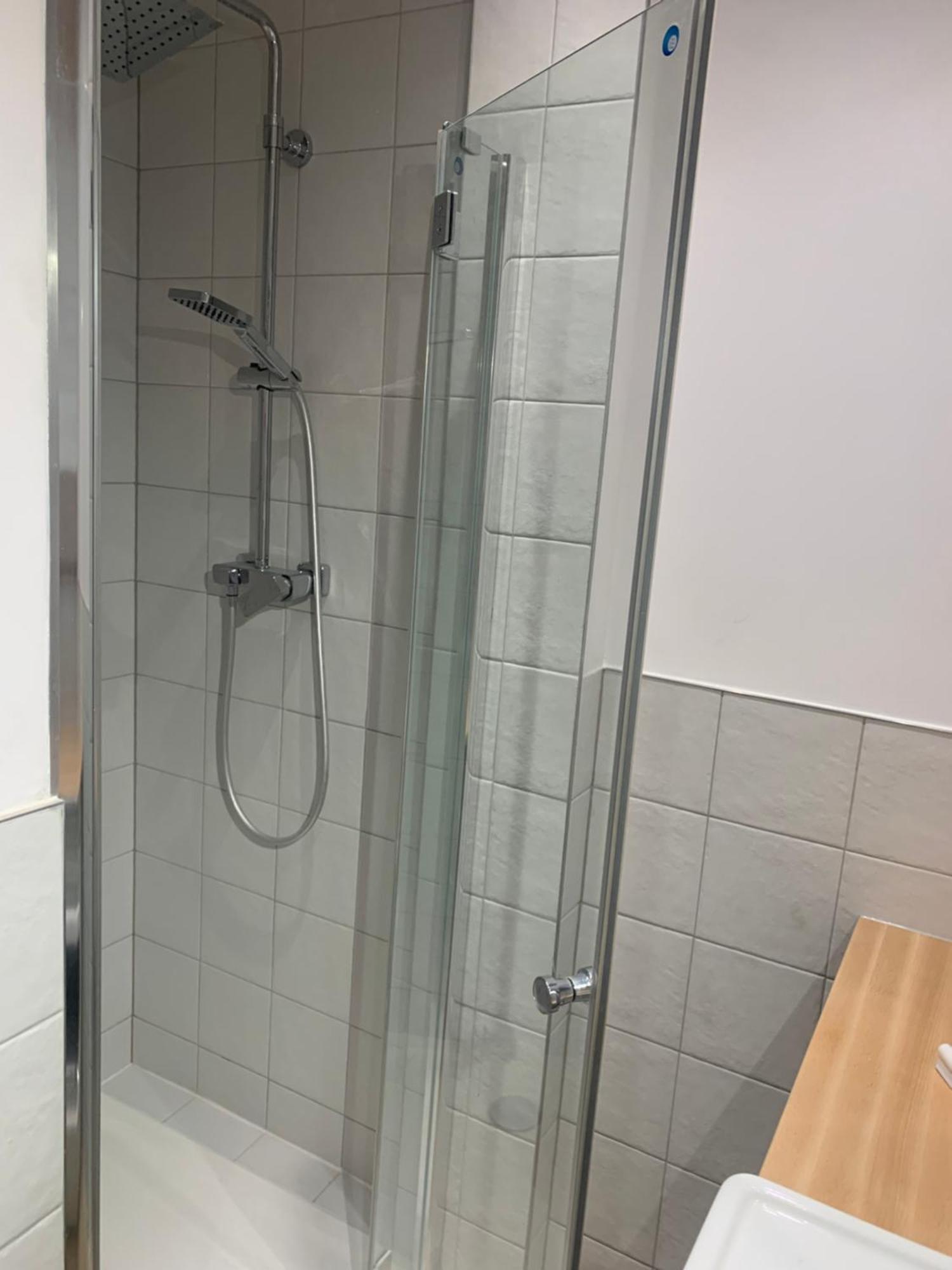 Apartament Antrakt Jelenia Gora Bagian luar foto