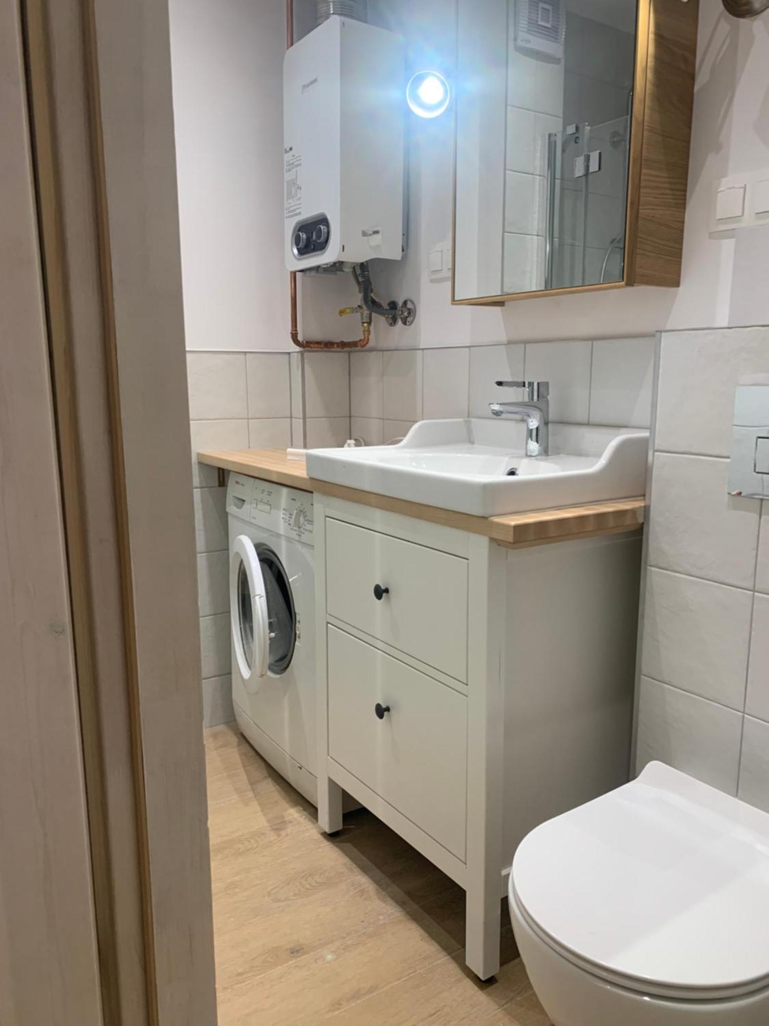 Apartament Antrakt Jelenia Gora Bagian luar foto